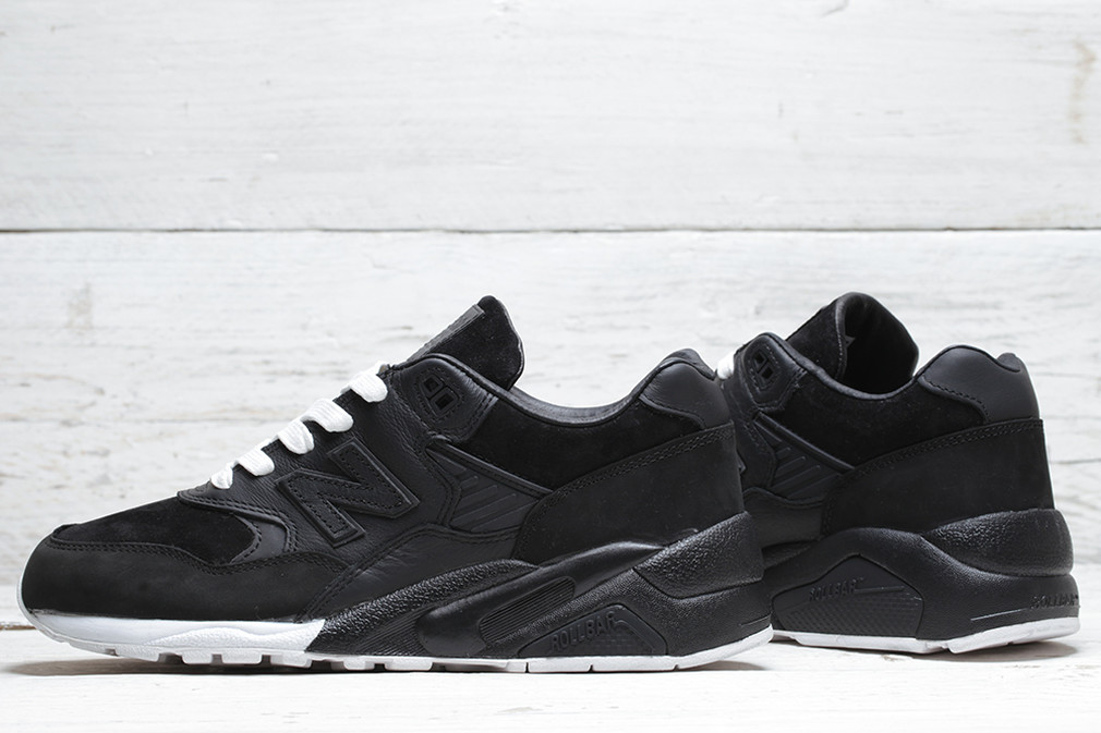 new balance mt580 noir